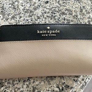 Kate Spade New York Wallet